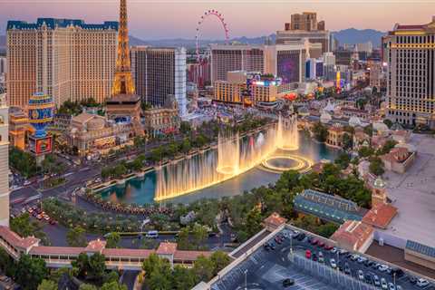 What is the Legal Age to Play Online Games in Las Vegas, Nevada?