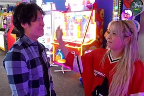 Yvonnie Destroys Toast in Game Arcade